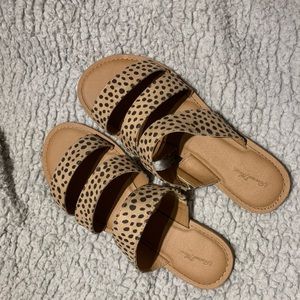 Universal Thread Leopard Print Sandals